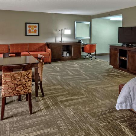 Hampton Inn Corinth Bagian luar foto