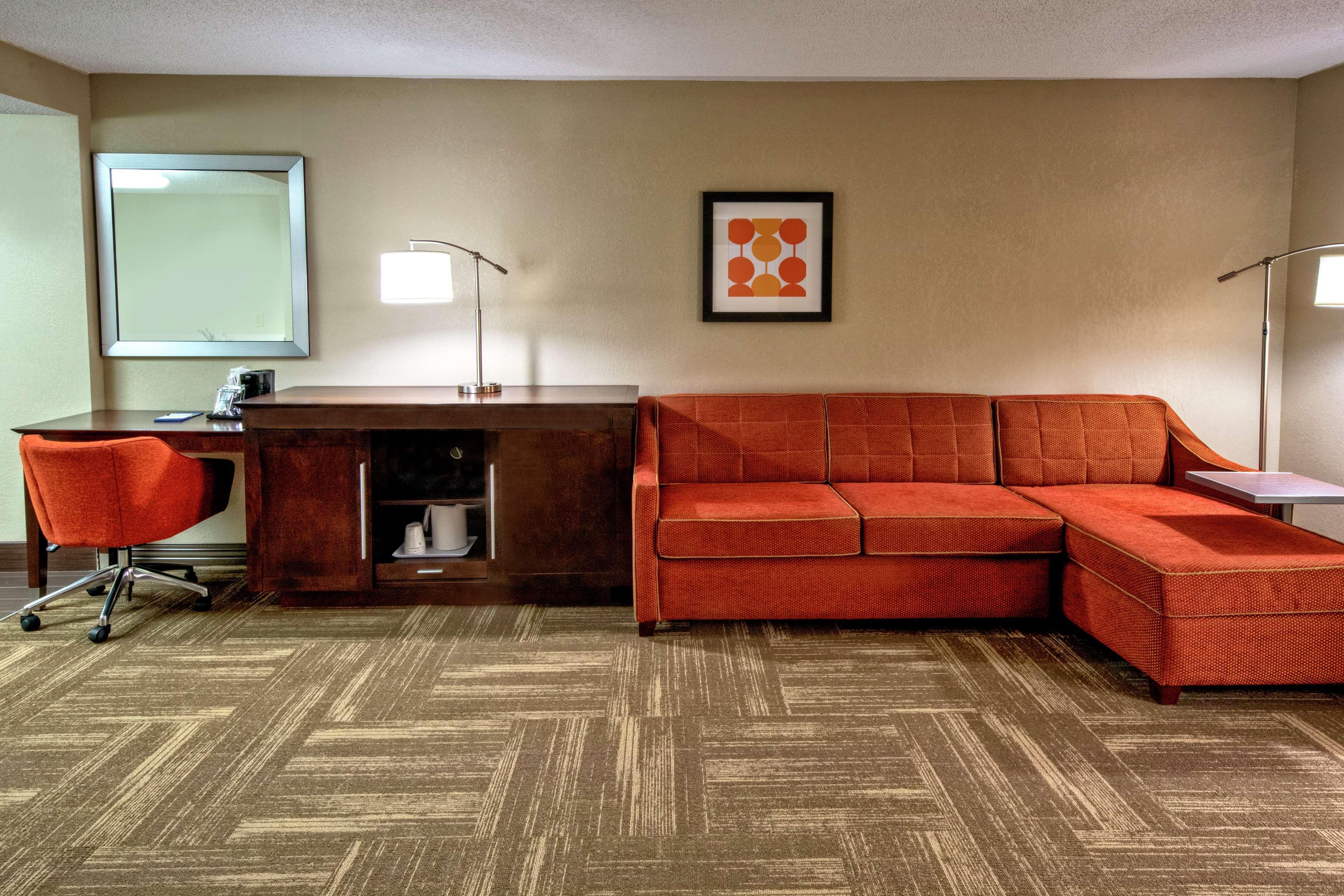 Hampton Inn Corinth Bagian luar foto