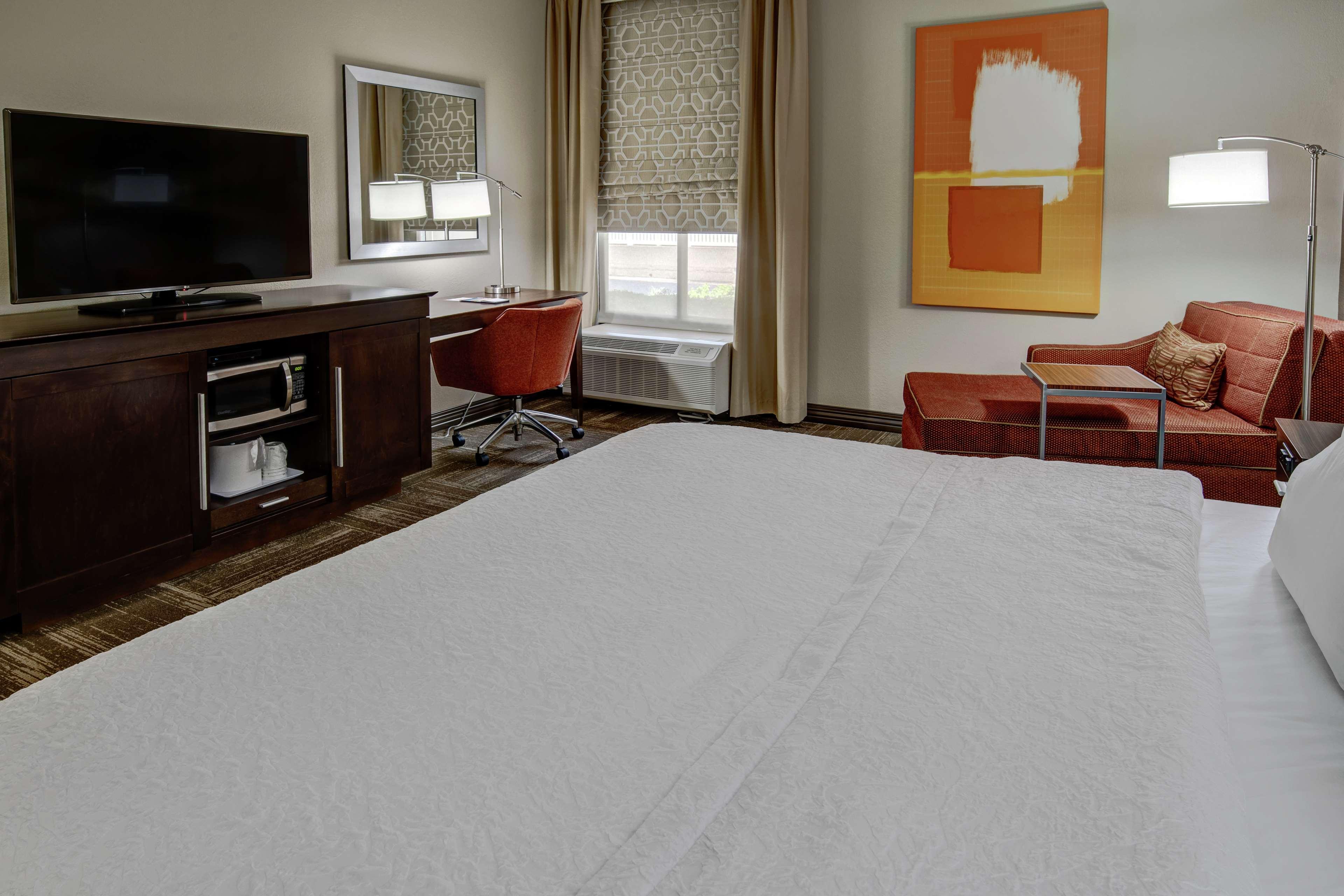Hampton Inn Corinth Bagian luar foto
