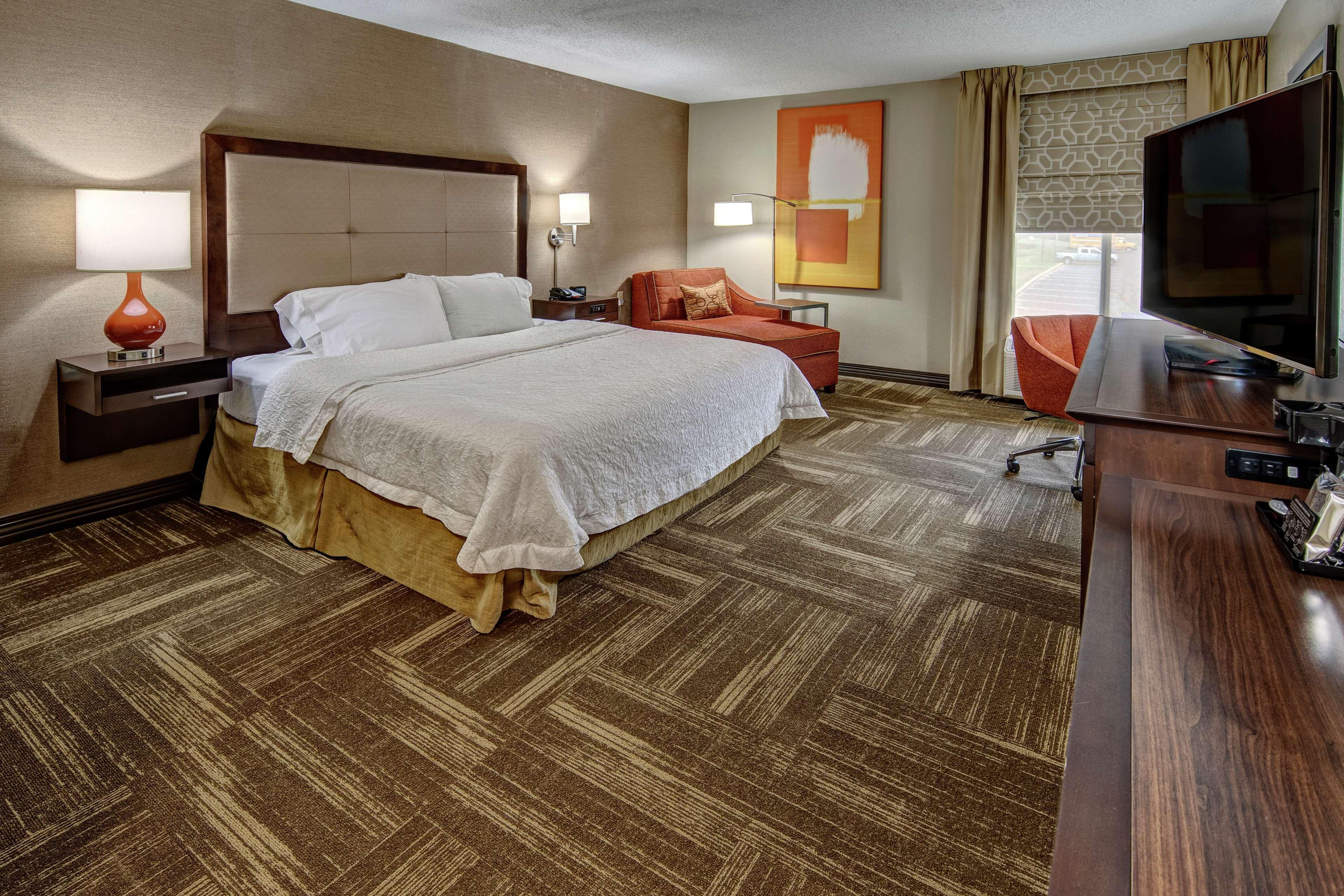 Hampton Inn Corinth Bagian luar foto