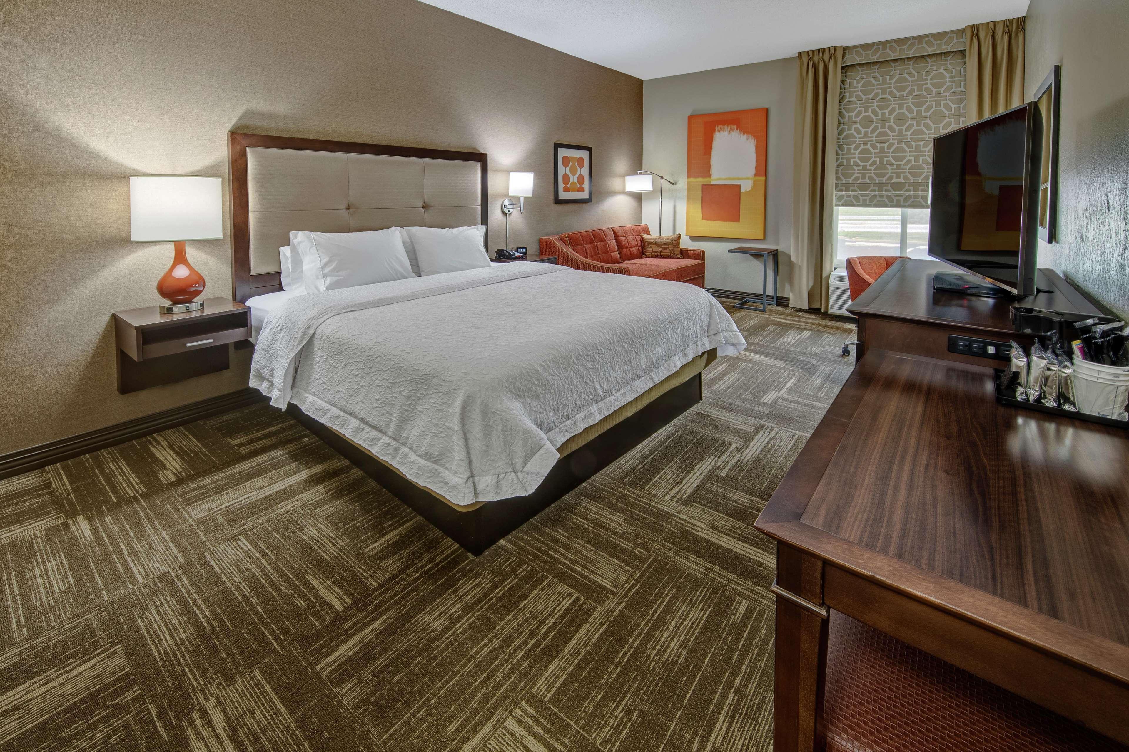 Hampton Inn Corinth Bagian luar foto
